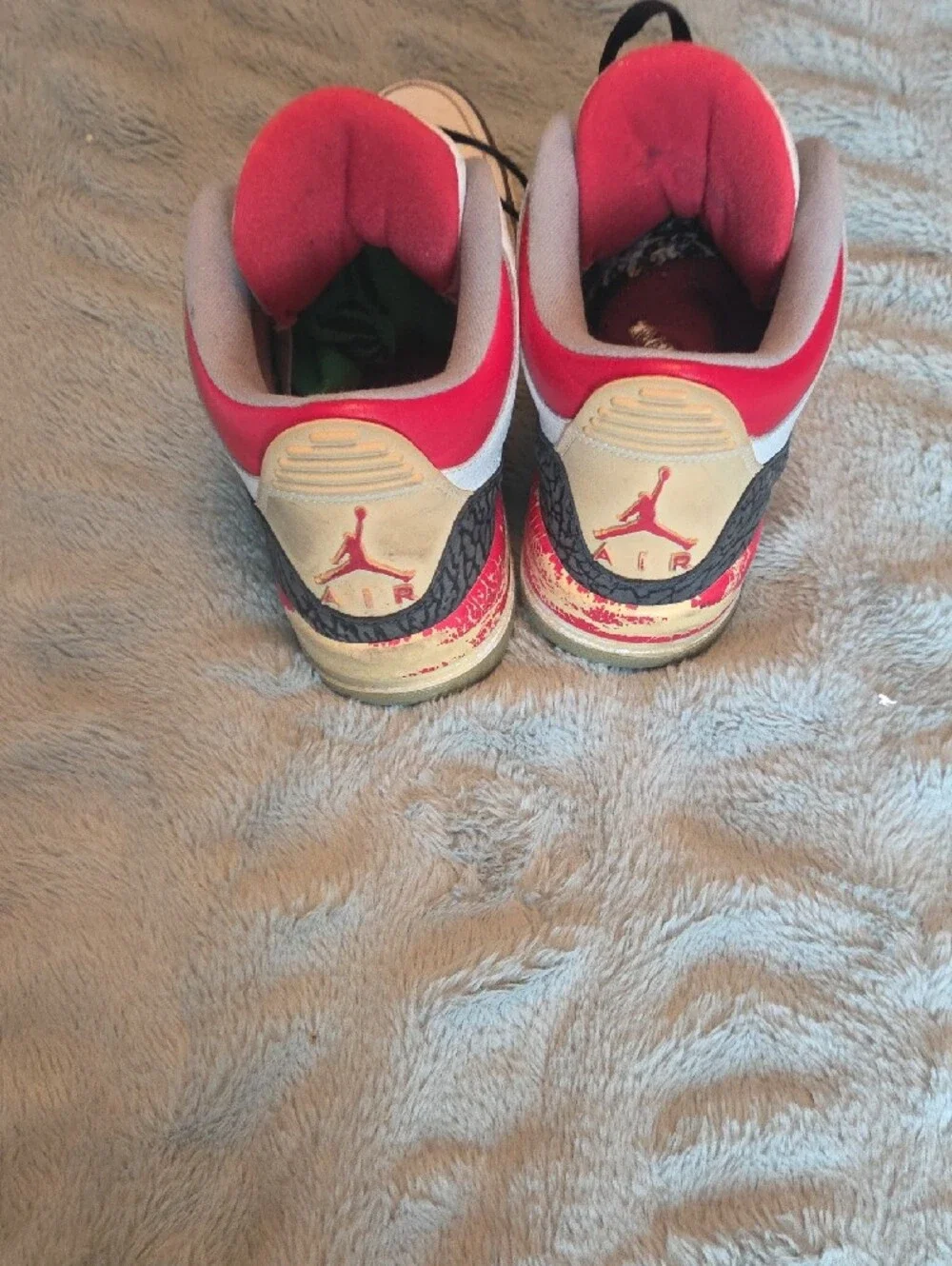 Jordan White, Black and Red Retro Basketball Sneakers